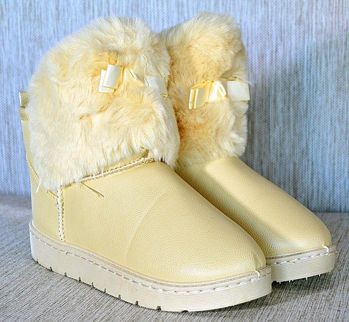 Cizme dama mbrands imblanite , model UGG crem [2]