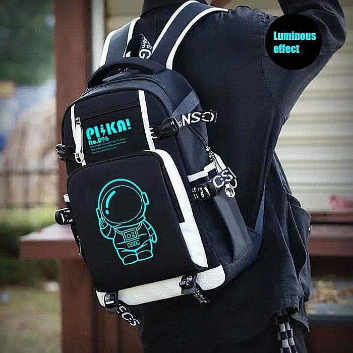 Rucsac, ghiozdan MBrands waterproof, cu design astronaut fosforescent, penar, breloc, lacat [3]