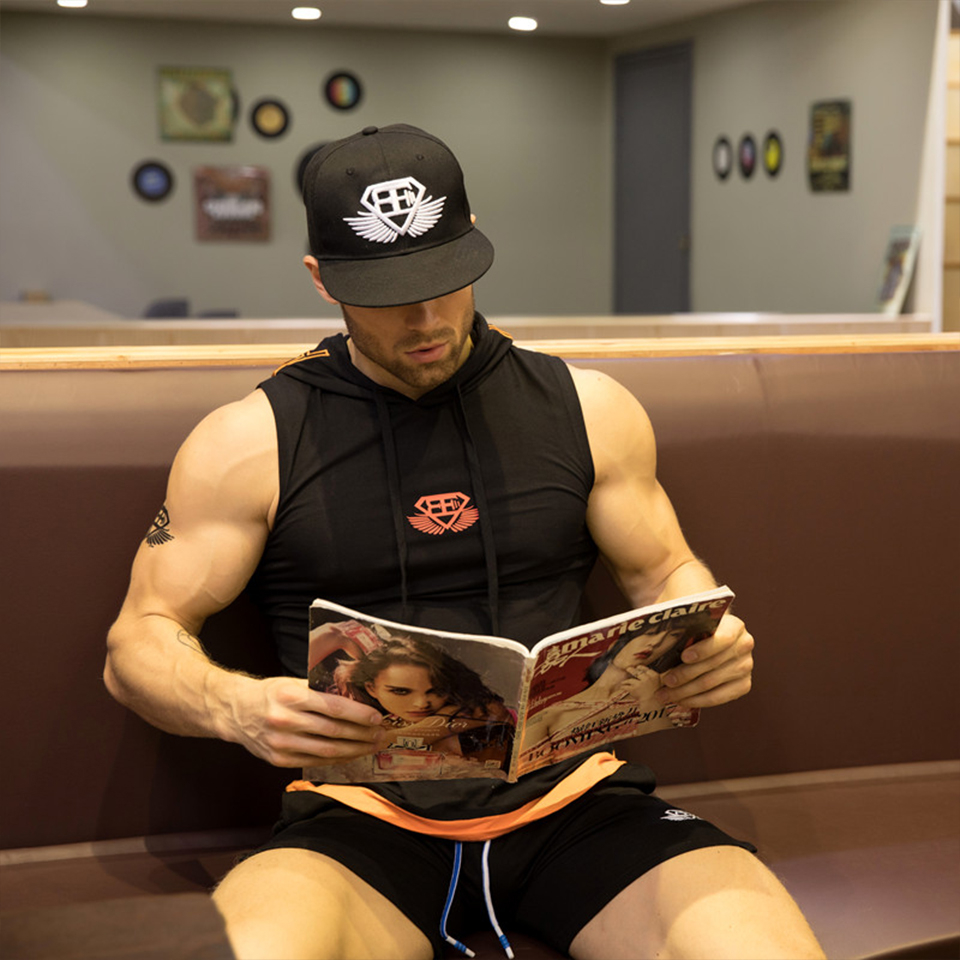 Sapca BE MBrands, cozoroc drept [3]