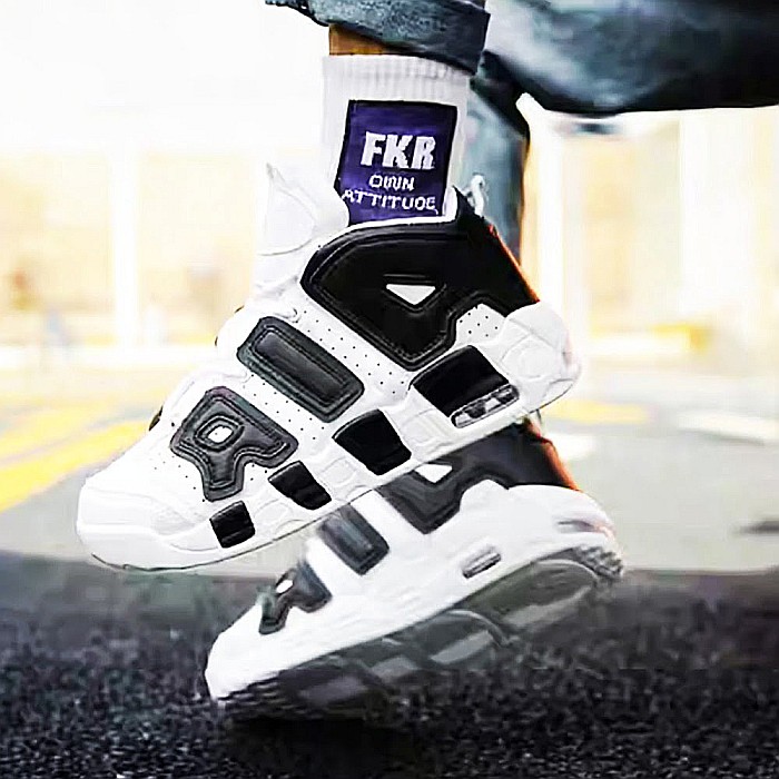 Sneakers Barbati Mbrands Hi Tops cu talpa flexibila, culoare alb cu scris negru [2]