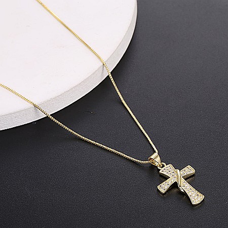 Colier MBrands cu pandantiv in forma de cruce cu cristale placat cu aur 18k [3]