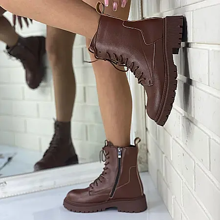 Ghete Dama Mbrands imblanite, culoare maro [1]