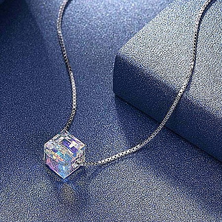 Lantisor din argint 925 cu Pandantiv din cristal Austria, forma cub [5]