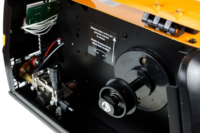 Aparat de sudura MIG/MAG MMA 40-250 [4]