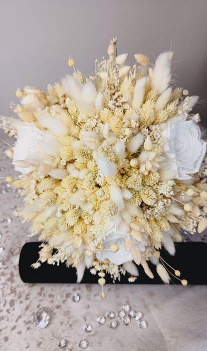 Buchet de mireasa Crio Pure White [3]