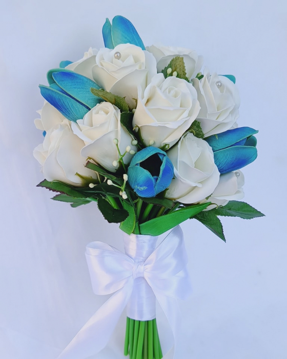 Buchet de mireasa Roses and Tullips [4]