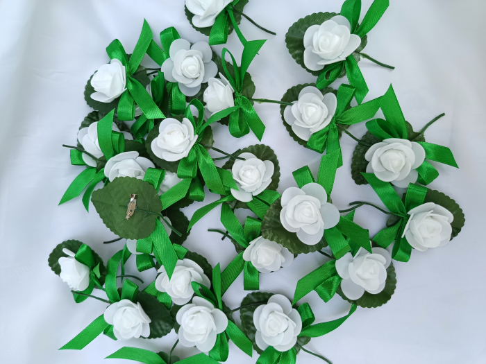 Flori de pus in piept pentru invitati Little Rose [9]