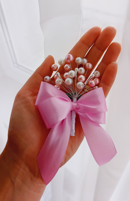 Floare de pus in piept si Bratara din perle personalizate [12]