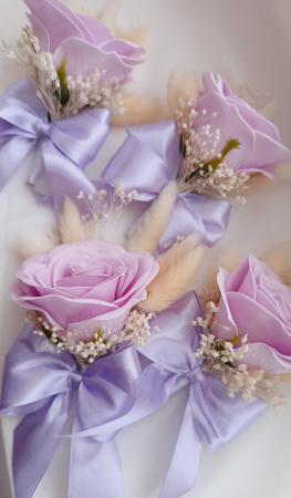 Floare de pus in piept Purple Rose and Crio flowers [1]