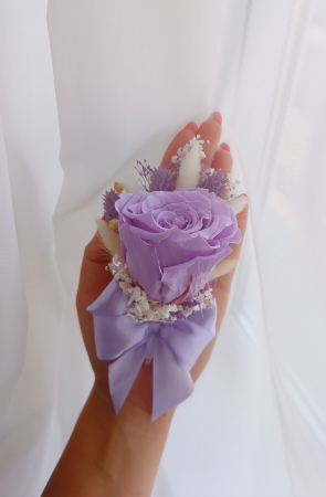 Floare de pus in piept Crio Purple Rose and Flowers [2]