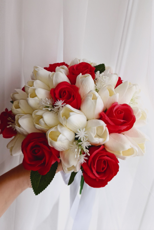 Buchet de mireasa Roses and Tullips [6]