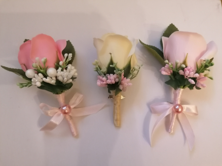 Floare de pus in piept Rose [1]