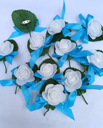 Flori de pus in piept - Flori de pus in piept invitati White & Blue
