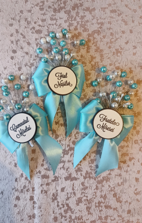 Floare de pus in piept si Bratara din perle personalizate [13]