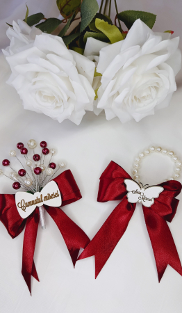 Floare de pus in piept si Bratara din perle personalizate [12]