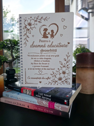 Cadouri pentru profesori - Agenda personalizata cadou pentru cadre didactice final de an scolar
