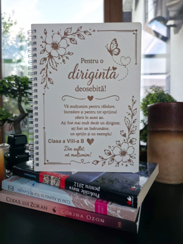 Cadouri pentru profesori - Agenda personalizata cadou pentru cadre didactice final de an scolar
