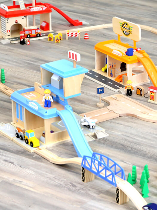 Statie de pompieri cu accesorii din lemn [3]