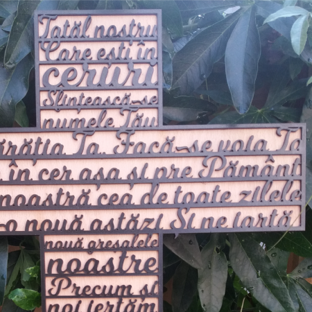 Cruce Lemn cu Rugaciune in Relief, 33x50 cm [2]
