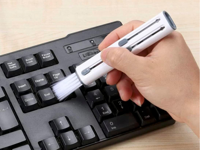 Kit de curățare pentru  telefoane mobile, casti, tablete, camere foto [7]