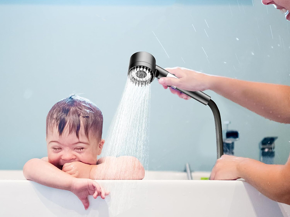 Para de duș cu 3 moduri de funcționare, cu funcție de oprire,  filtrul înlocuibil, economică [10]