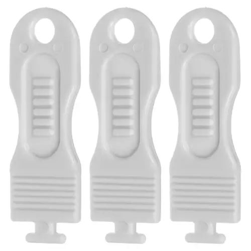 Set 15 protectii priza impotriva accidentarii copiilor, usor de montat, albe, rezistente, plastic [8]