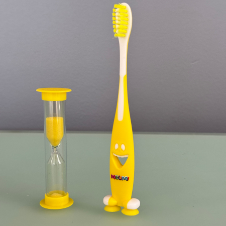 Periuță de dinți #1 cu clepsidră și husă (galbenă) [2]