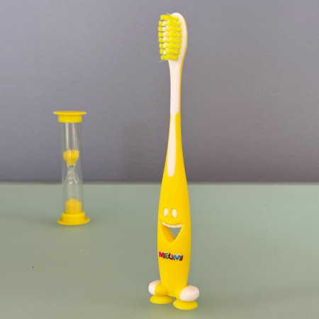 Periuță de dinți #1 cu clepsidră și husă (galbenă) [7]
