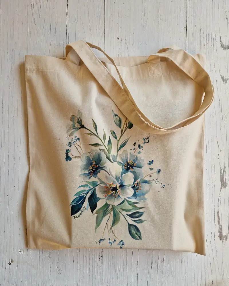 Sacoșă pictată manual cu flori albastre – artă de purtat Flow Art [5]