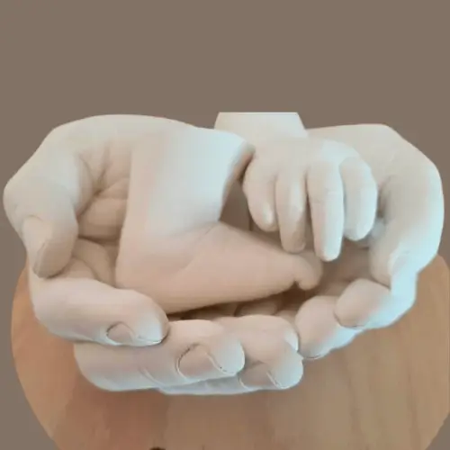 <img src="kit-mulaj-manuta-si-piciorus-bebe-0-2-ani-memoart.jpg" alt="kit mulaj bebe"> [10]