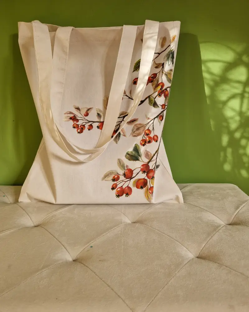 Genți pictate manual - Geanta pictată manual cu macese / fabricat în România