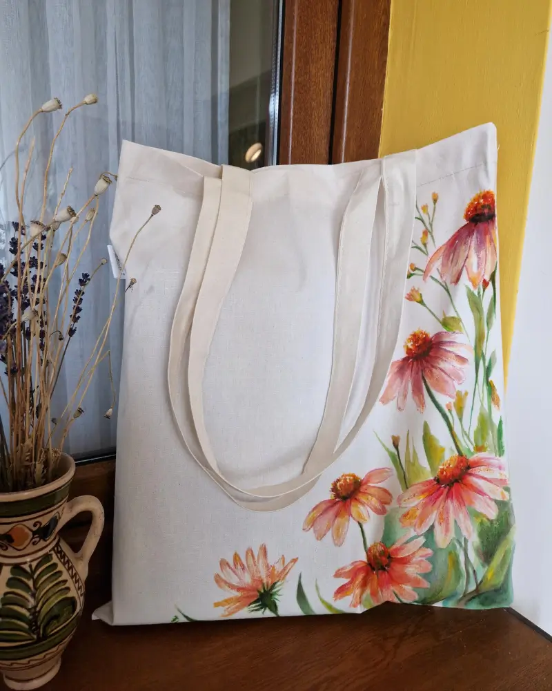 Genți pictate manual - Geantă pictată manual cu flori de echinacea – design original fabricat in Romania