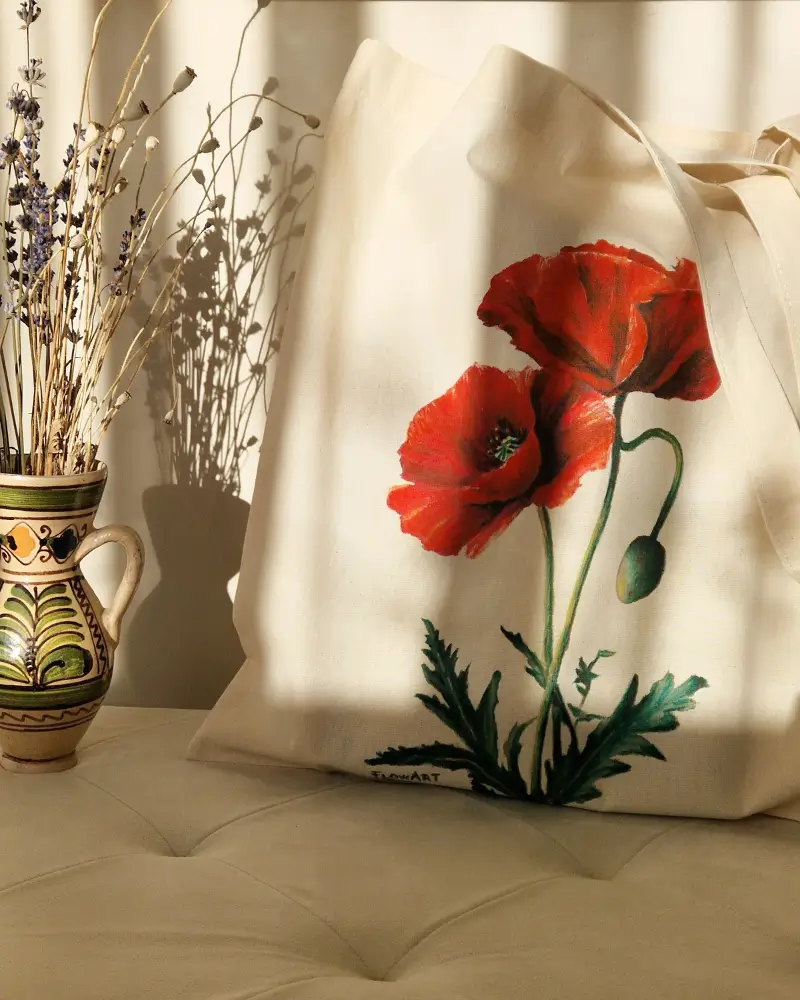 Sacoșă pictată manual – “Maci în lumină” | Accesoriu unicat, fabricat în România [7]