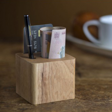 Prezentare nota de plata - Cub din lemn pentru nota de plata
