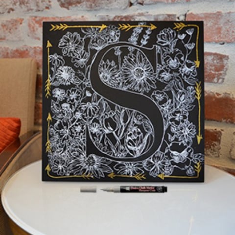 Marker extra fin cu creta UCHIDA alb [1]