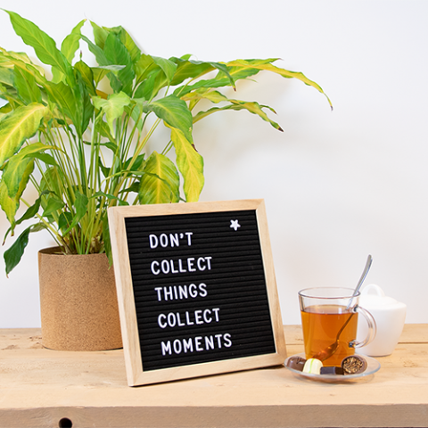 Panou cu litere pentru alcatuit mesaje [2]