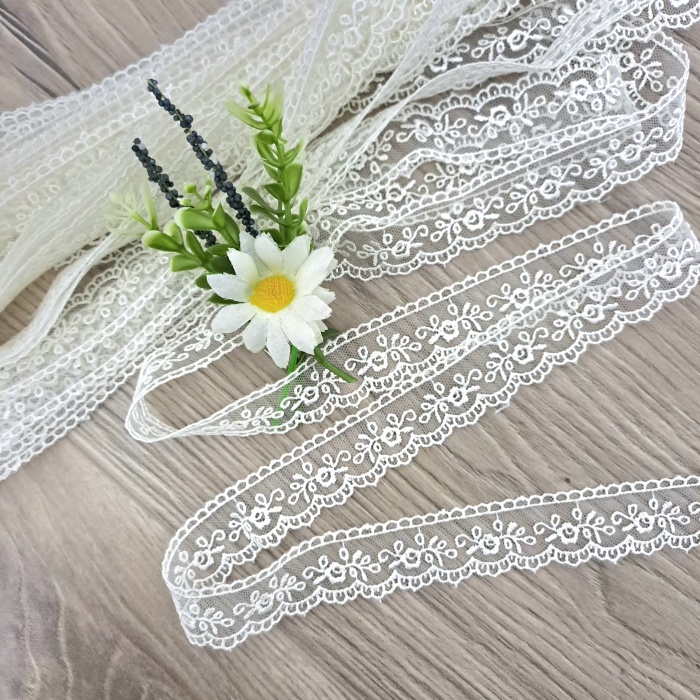 dantela tull broderie ramurele [1]