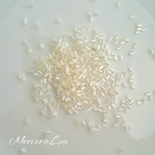 margele tubular mic ivory sidef din sticla [2]