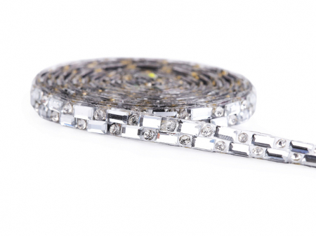 ACCESORII DECORATIVE MARGELE STRASURI - banda termocolanta cu pietre sticla 5mm