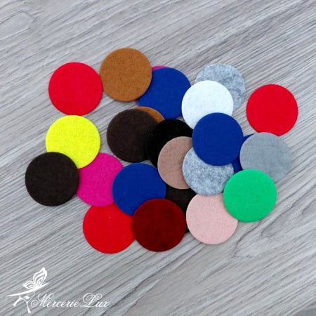 Pasla-Fetru - buline de fetru 4cm