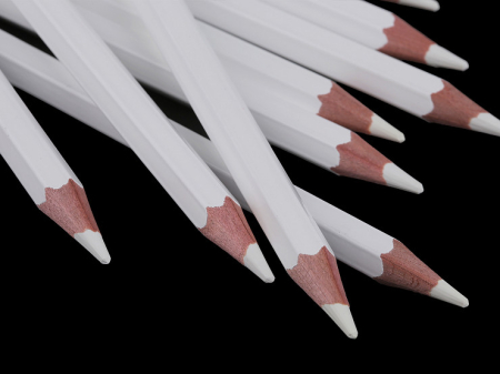 img-attr
