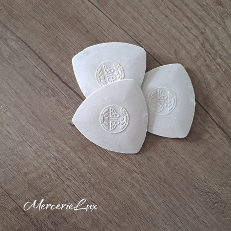 UNELTE CROITORIE - creta alba croitorie