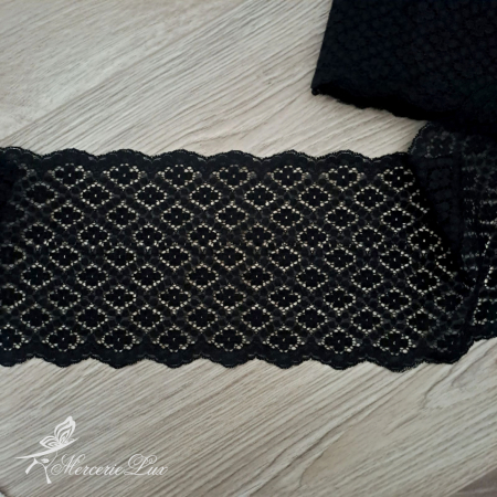 Dantela Elastica - dantela elastica neagra romburi