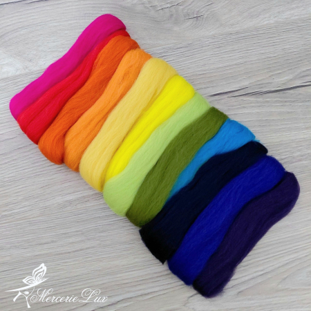 MATERIALE ACCESORII PENTRU HOBBY - lana merinos pieptanata 12 culori