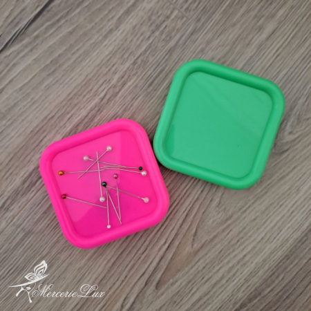Diverse Croitorie - magnet pentru ace