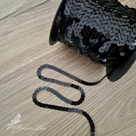 ACCESORII DECORATIVE MARGELE STRASURI - paiete negre sirag
