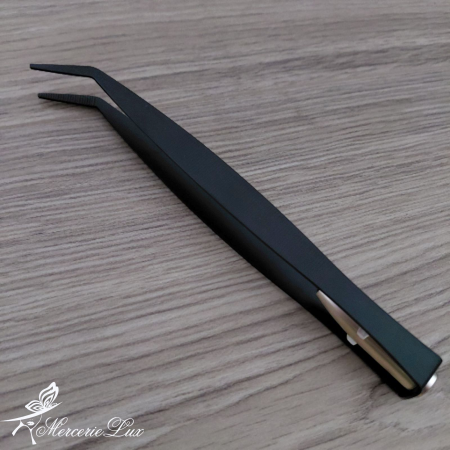 Diverse Croitorie - penseta metalica cu lumina led