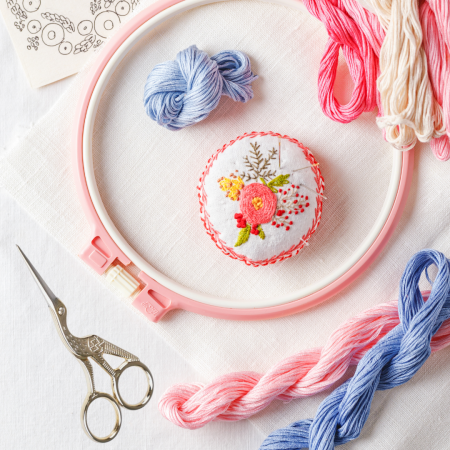 Brodat - Foarfecă broderie barză 11,5 cm