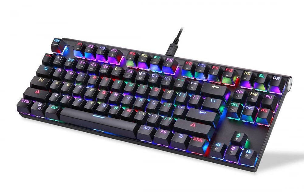 Klaviatura mecanica RGB Motospeed CK101 cu switch-uri Outemu Red, neagra, pentru gaming, 10 buc cutie, design modern, iluminare personalizabila.