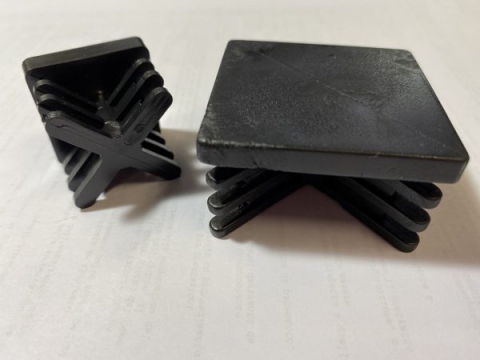 Cabluri de tractiune si accesorii - CAPAC PLASTIC 30X30